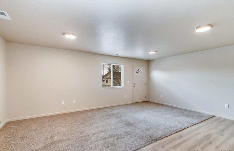 More Photos Of 1793 Spring Ct, Cheyenne Apartments For Sale