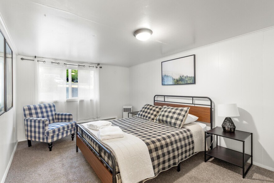 More Photos Of 15781 NE North Shore Rd, Tahuya Specialty For Sale