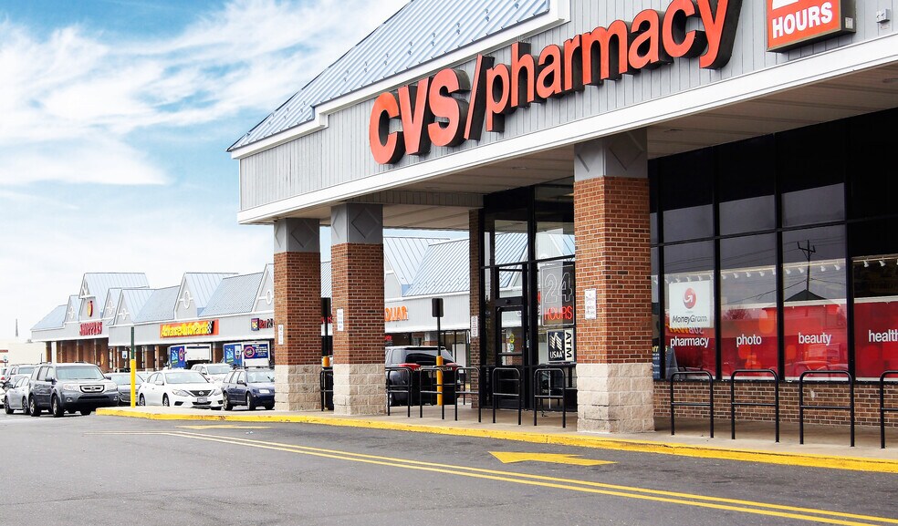 More Photos Of 5848-5870 Silver Hill Rd, District Heights Unknown For Lease