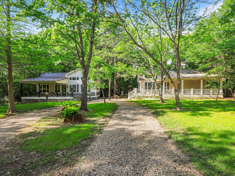More Photos Of 2769 RS County Road 3160, Emory Lodge Meeting Hall For Sale