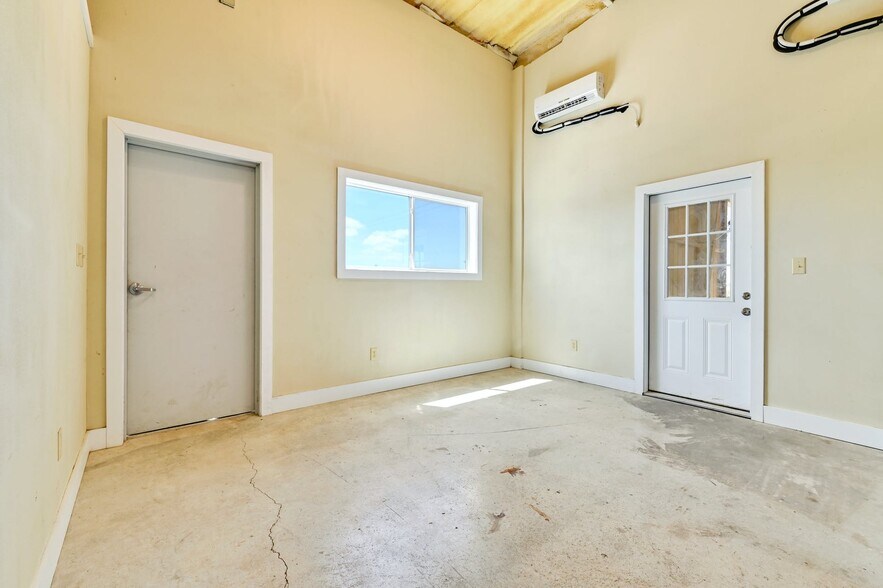 More Photos Of 4450 State Highway 29, Bertram Industrial For Lease