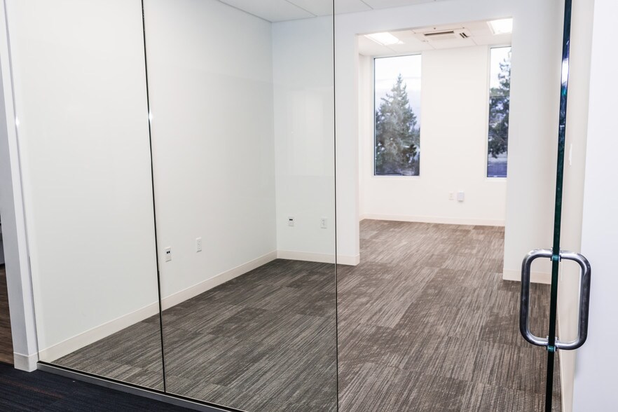 More Photos Of 2755 North Ave, Grand Junction Office For Sale