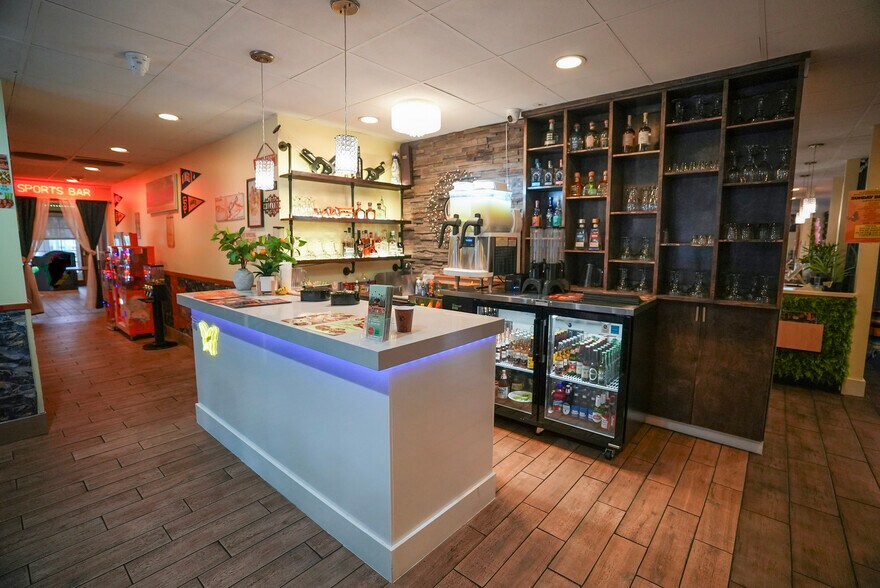 More Photos Of 1235 Harbor Blvd, West Sacramento Restaurant For Sale