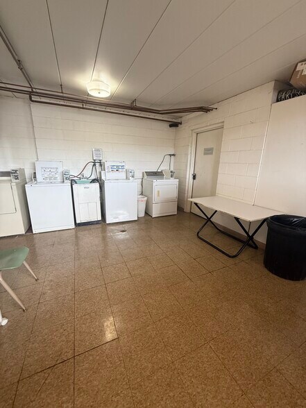 More Photos Of 408 N Liberty St, Belleville Apartments For Sale