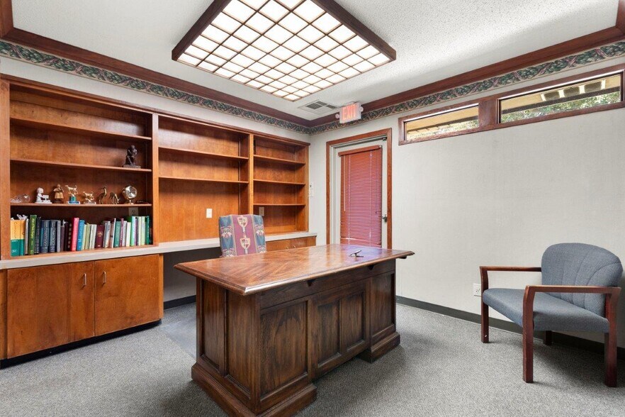 More Photos Of 4150 Nelson Rd, Lake Charles Healthcare For Lease