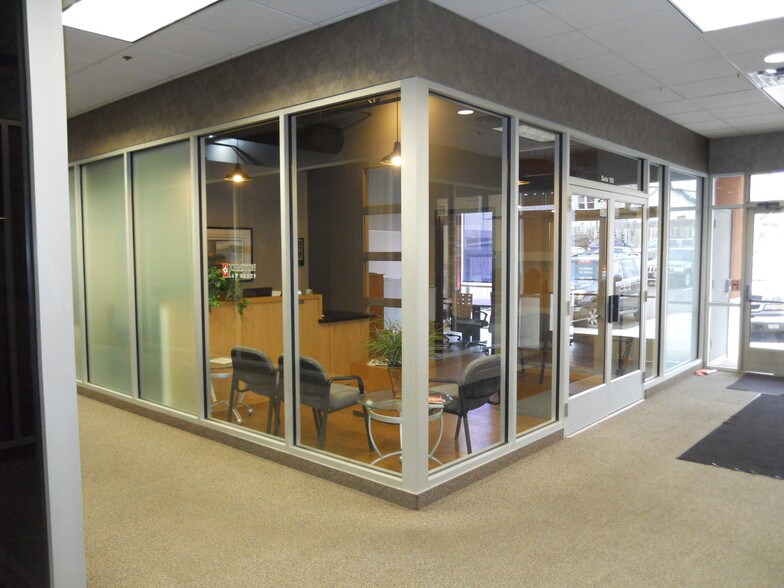 More Photos Of 207 N Chestnut St, Chaska Office For Lease