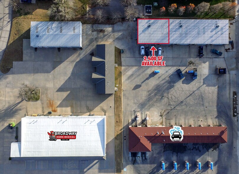More Photos Of 621-633 N Kessler St, Wichita Showroom For Lease