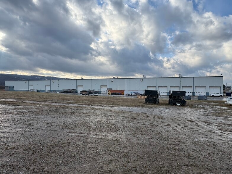 More Photos Of 2198 University Dr, Lemont Furnace Manufacturing For Sale