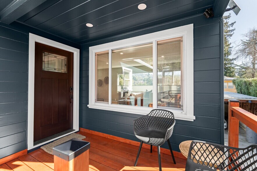 More Photos Of 8124 Greenly Dr, Oakland Apartments For Sale