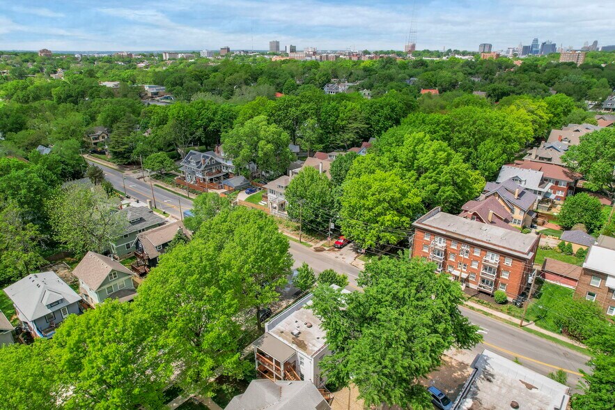 More Photos Of 901-903 39th St, Kansas City Multifamily For Sale
