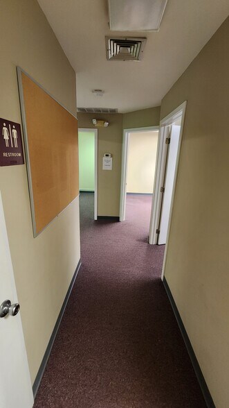 More Photos Of 901 Route 168, Turnersville Office For Lease