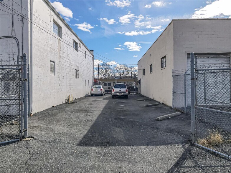 More Photos Of 2115 Union Blvd, Allentown Auto Repair For Sale