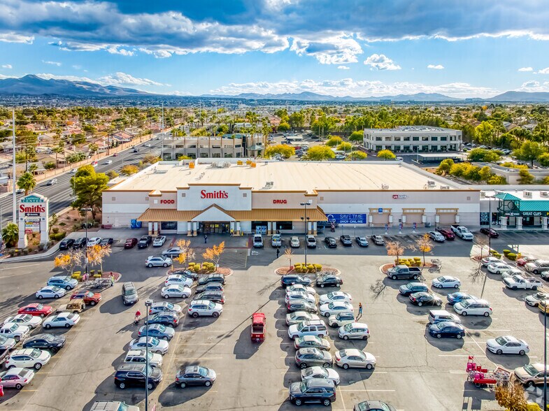 More Photos Of 2381 E Windmill Ln, Las Vegas Unknown For Lease