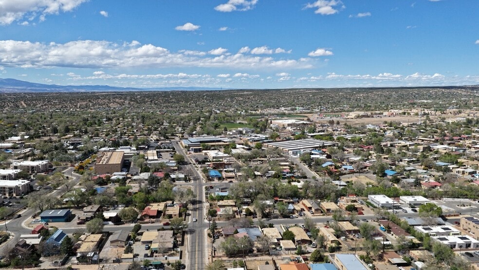 More Photos Of 1607 5th St, Santa Fe Apartments For Sale
