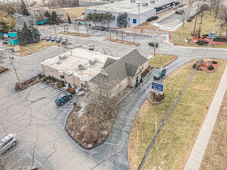 More Photos Of 2295 S State St, Ann Arbor Freestanding For Sale