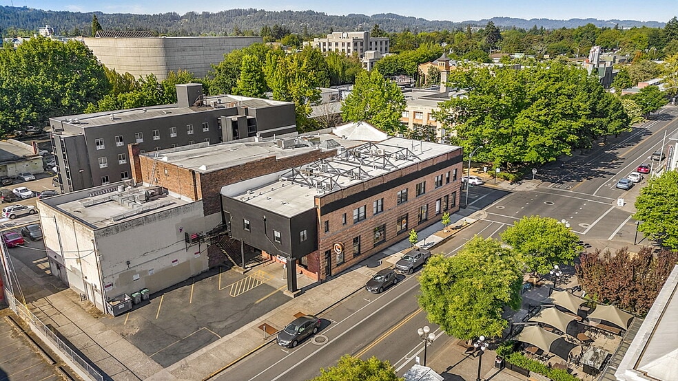 More Photos Of 507-509 Willamette St, Eugene Storefront Retail Office For Lease
