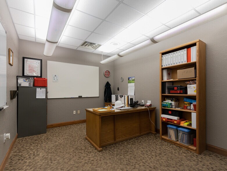 More Photos Of 1115 N Erie Ave, Pueblo Warehouse For Sale