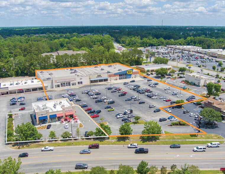 More Photos Of 1705 Norman Dr, Valdosta Storefront For Sale