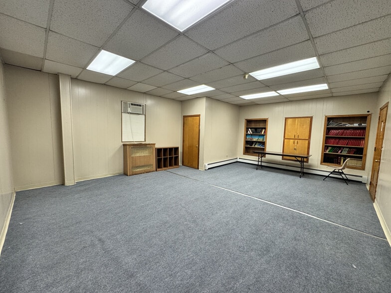 More Photos Of 37 E Blackwell St, Dover Religious Facility For Sale