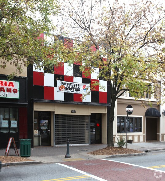 More Photos Of 221 S Elm St, Greensboro Restaurant For Sale