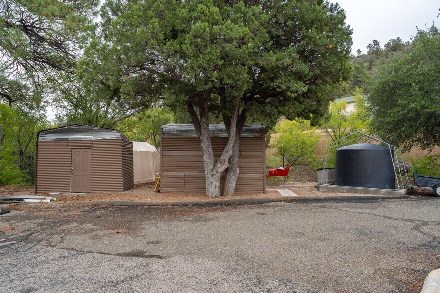 More Photos Of 2516 Willow Creek Rd, Prescott Freestanding For Sale