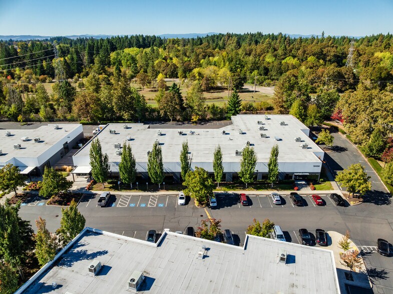 More Photos Of , Beaverton Flex For Sale