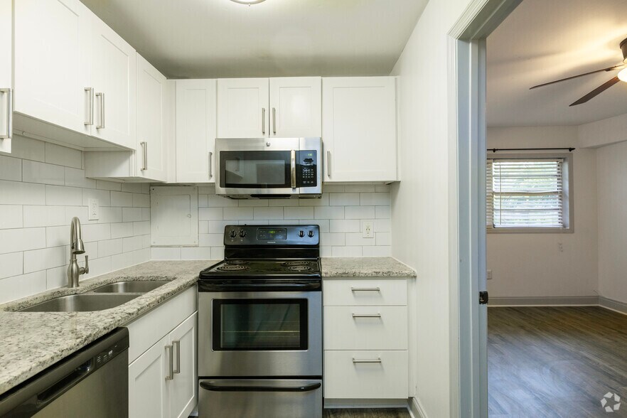 More Photos Of 1405 S Lorenzo Ave, Tampa Apartments For Sale