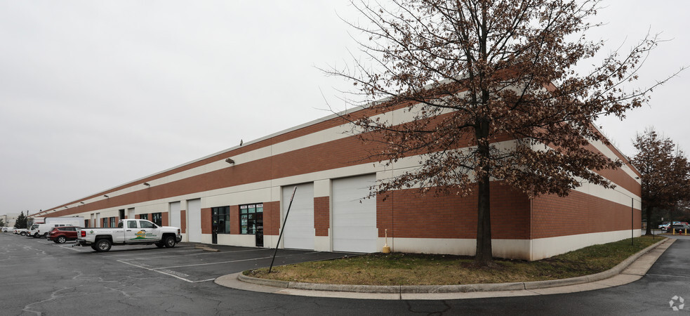 Primary Photo Of 45915 Maries Rd, Sterling Warehouse For Lease