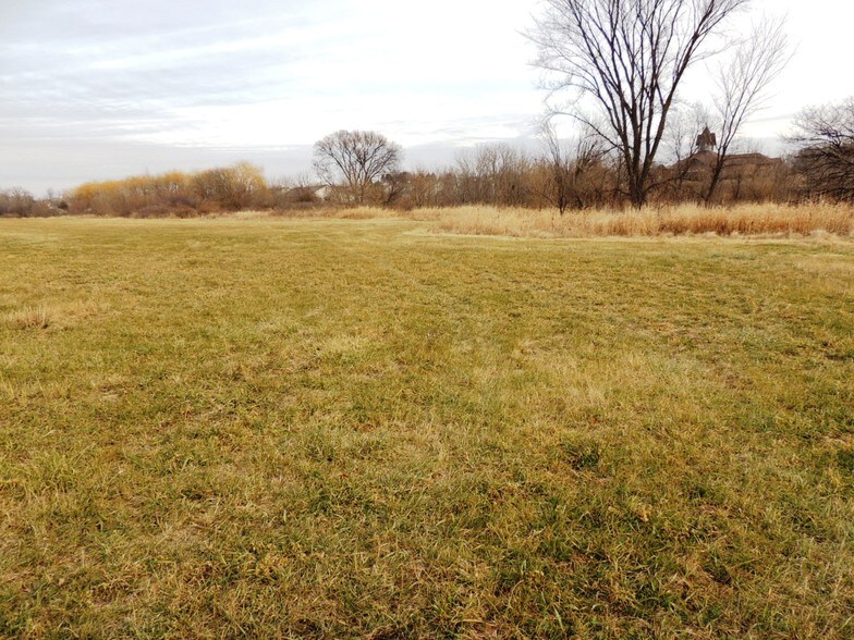 More Photos Of 7900 Brixham Rd, Rockford Land For Sale