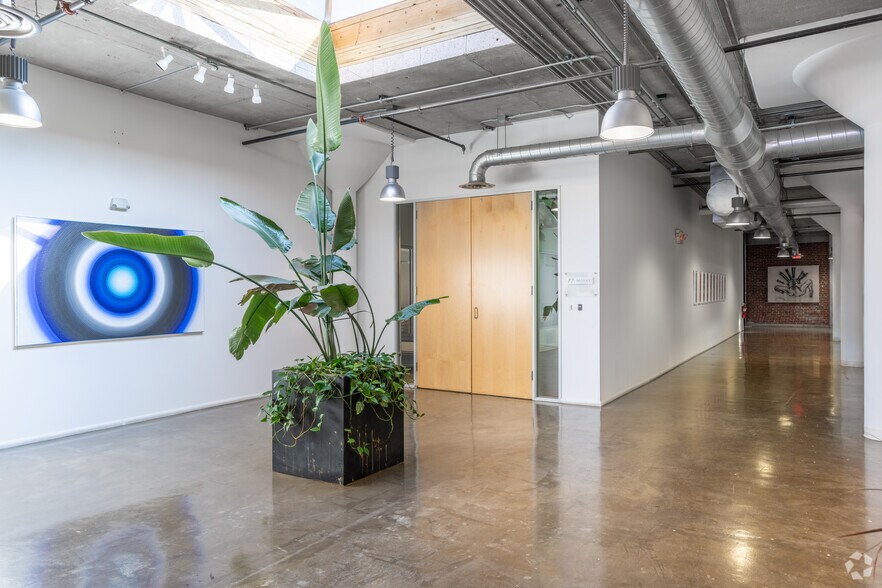 More Photos Of 500 W Overland Ave, El Paso Coworking Space