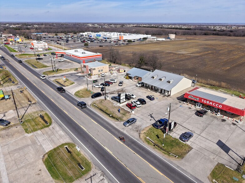 More Photos Of 8883-8885 State Highway 34 S, Quinlan Office For Lease