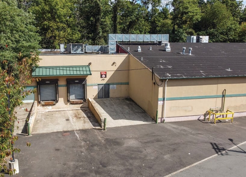 More Photos Of 215 N Hermitage Ave, Trenton Freestanding For Sale