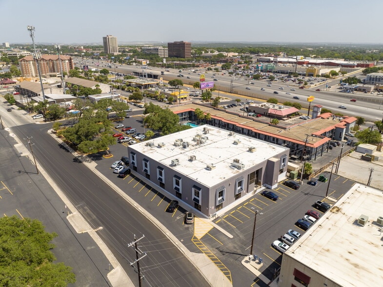 More Photos Of 9502 Computer Dr, San Antonio Medical For Sale