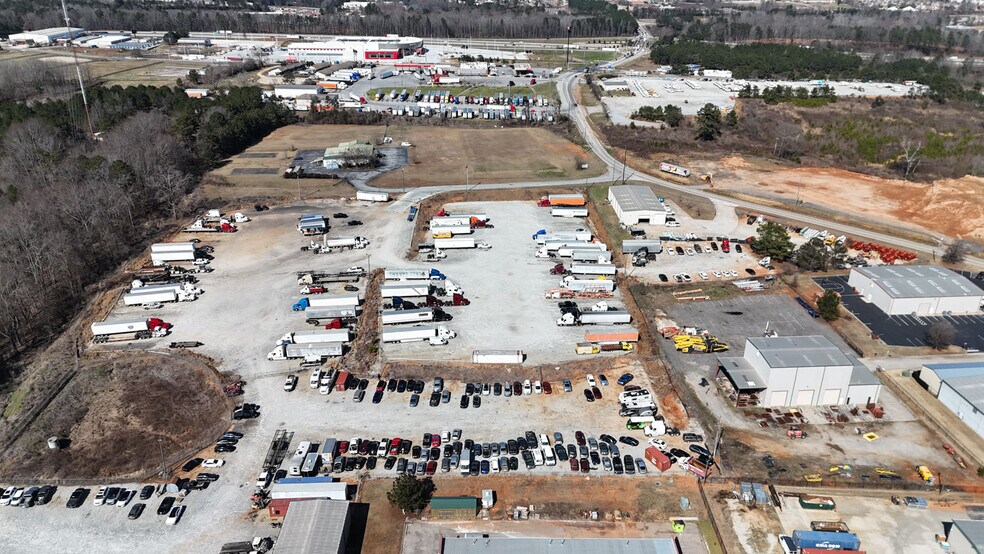 More Photos Of 155 Liberty Rd, Villa Rica Warehouse For Lease