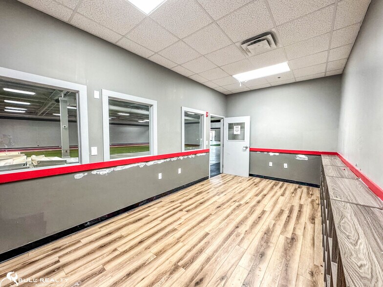 More Photos Of 1839 Buford Hwy, Buford Medical For Lease