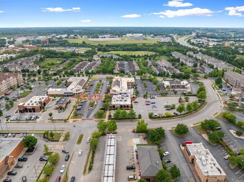 More Photos Of 1761 Sharkey Way, Lexington Restaurant For Sale