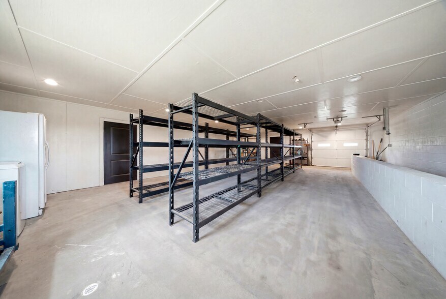 More Photos Of 55 Heritage Rd, Gordonville Office Residential For Sale