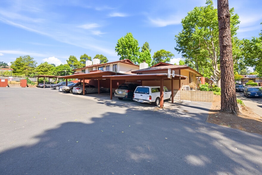 More Photos Of 670 Tempe Ct, Pleasant Hill Apartments For Sale