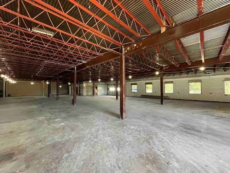 More Photos Of 1900 20th Ave S, Birmingham Medical For Sale