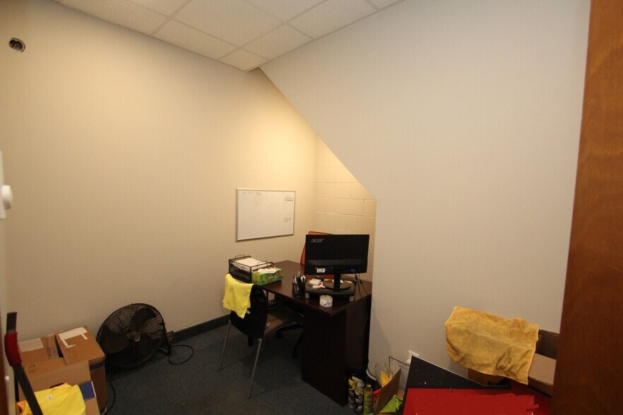 More Photos Of 83 Alexander Rd, Billerica Industrial For Sale