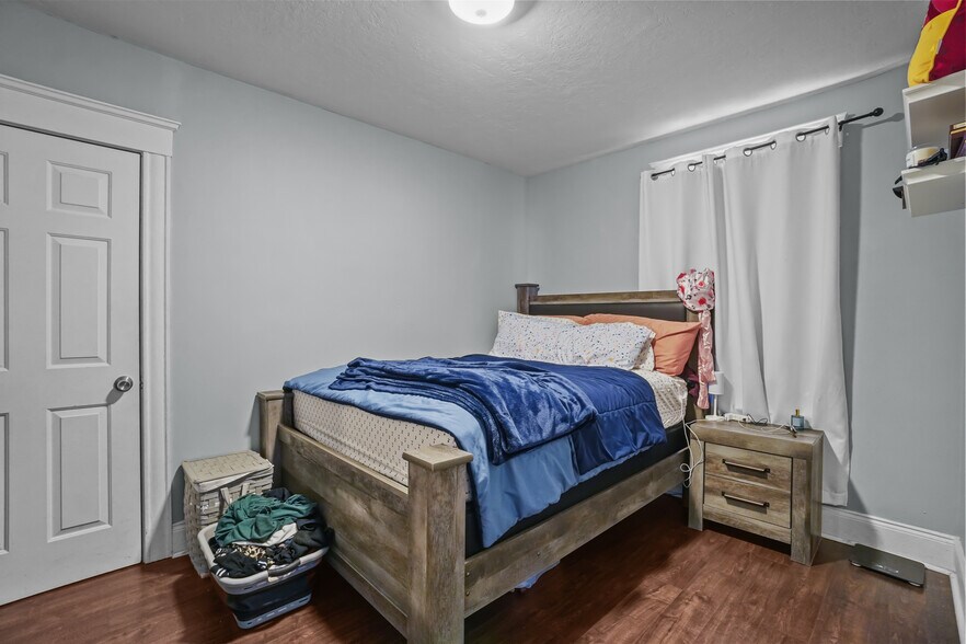 More Photos Of 47 Mary St, Pawtucket Apartments For Sale