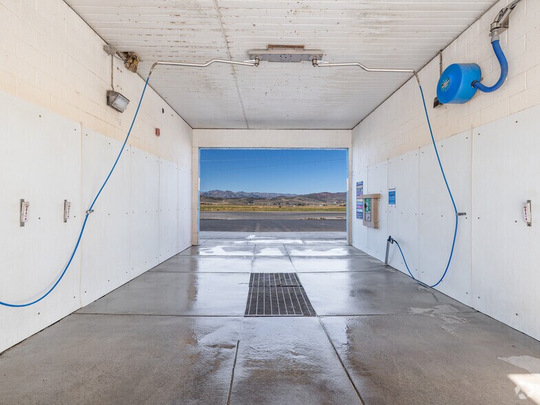 More Photos Of 571 S Main St, Kamas Carwash For Sale