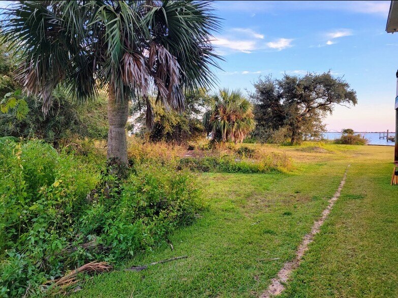 More Photos Of 10160 & 5533 Sinton Dr & Casa Maria Ln Ln, Pensacola Land For Sale