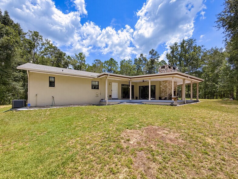 More Photos Of 26311 Willow St, Brooksville Specialty For Sale