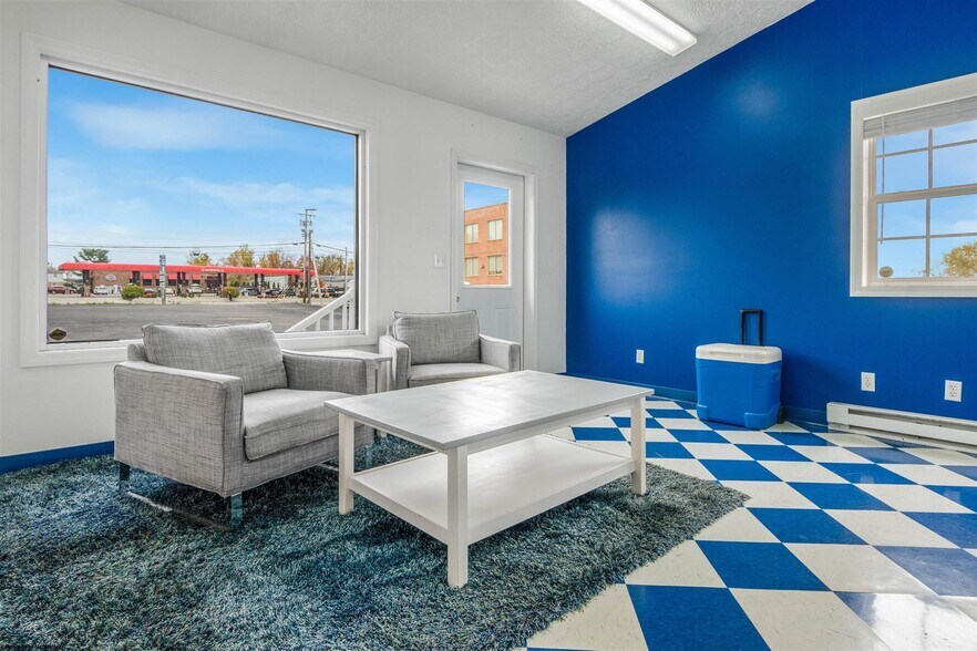 More Photos Of 524 Mileground Rd, Morgantown Auto Dealership For Sale