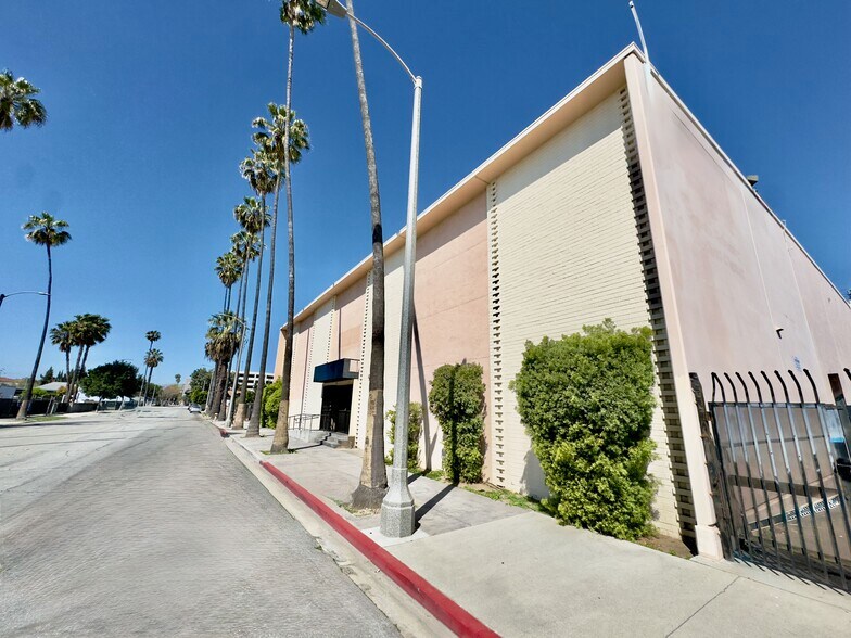More Photos Of 887 E 2nd St, Pomona Medical For Lease