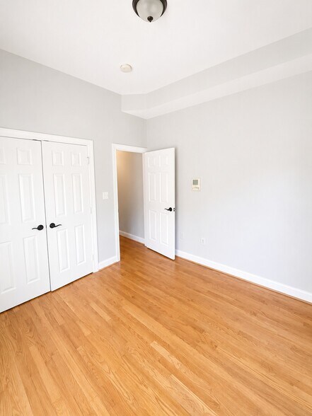 More Photos Of 1911 8th St NW, Washington Apartments For Sale