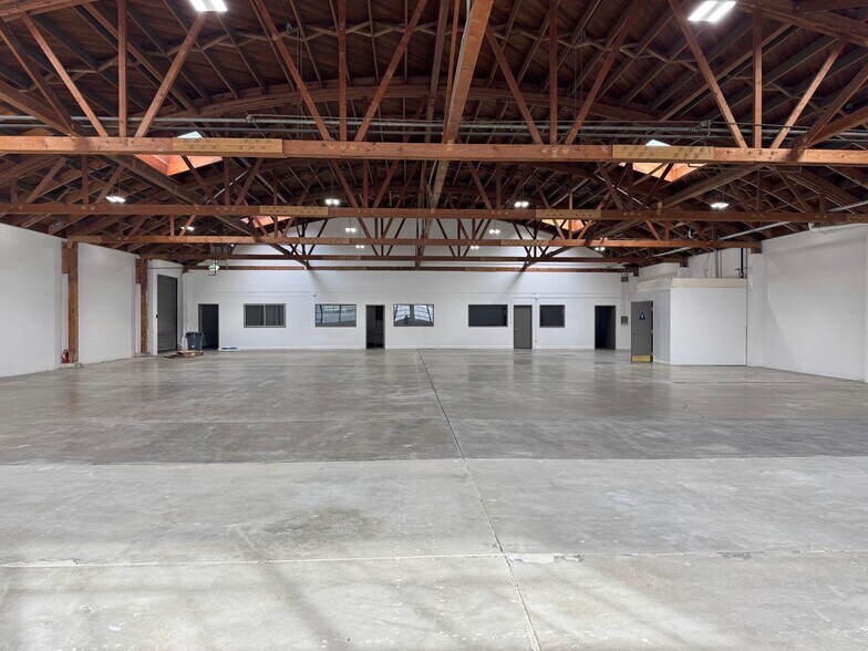 More Photos Of 1435 4th St, Berkeley Warehouse For Lease