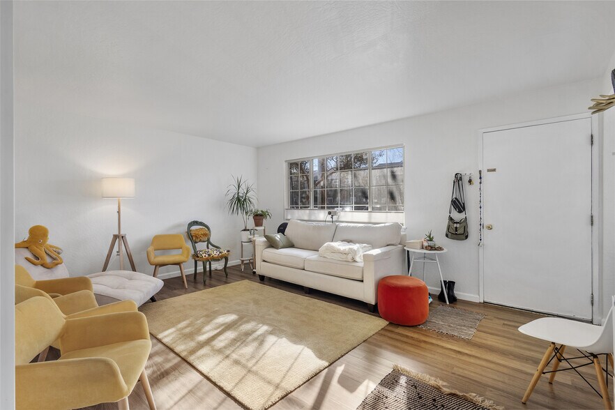 More Photos Of 1298 63rd St, Emeryville Apartments For Sale