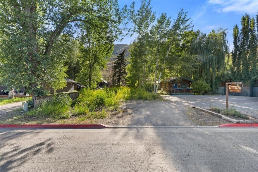 More Photos Of 415 N Glenwood St, Jackson Land For Sale